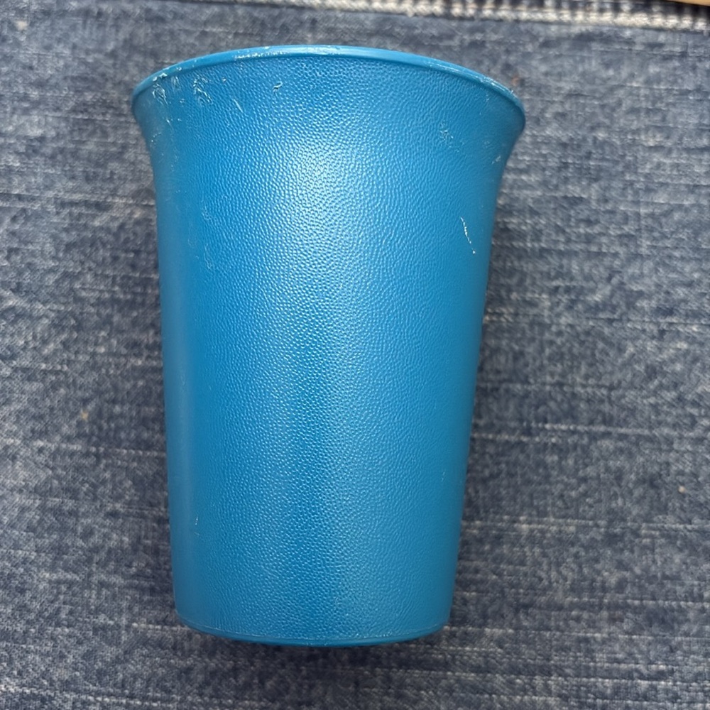 Tupperware Colorful Stackable Hard Plastic Cups - Picture 8 of 11